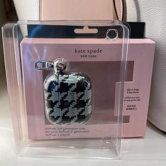 Kate  Spade AirPods Pro Gen 3 Case Boxed K8148 - Picture 4 of 16